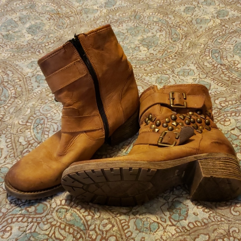 Remonte brown leather boots